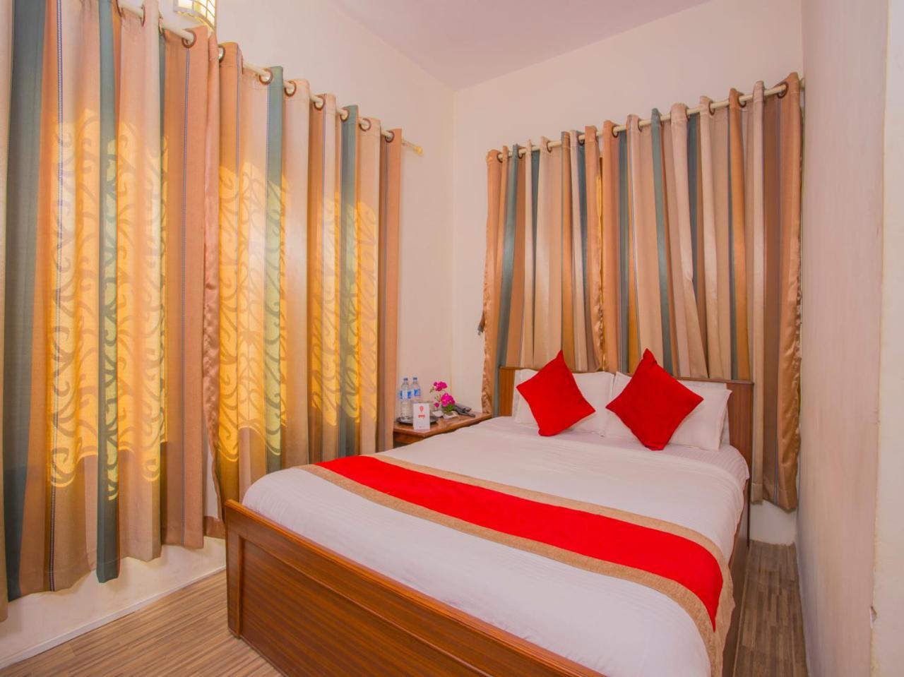 Oyo 255 White Zambala Hotel Catmandu Exterior foto